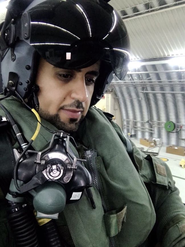 لواء سعودي طيار سابق يعلق على مقتل ولده المقدم طيار باليمن(صور)