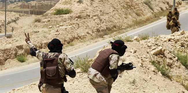 وكالة:معارك عنيفة بين الحوثيين والقوات السعودية على الشريط الحدودي