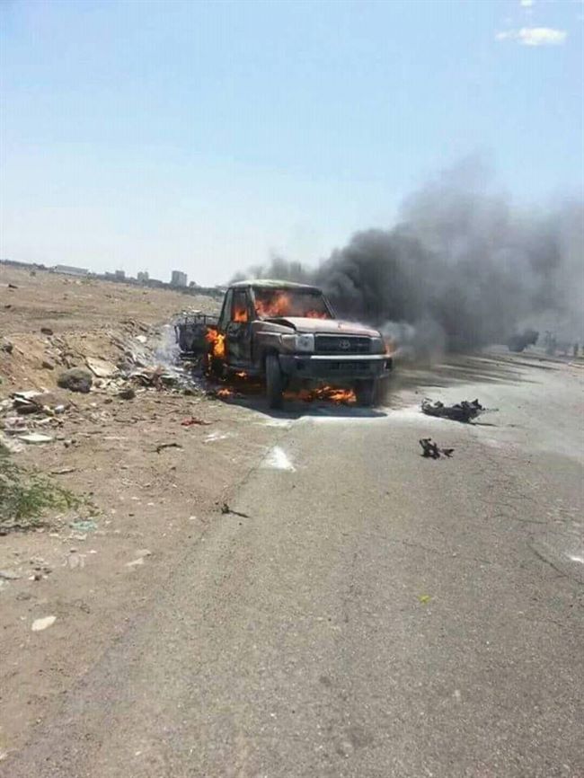 تلفزيون:قتلى من عناصر القاعدة بغارة جوية على عربتهم جنوبي اليمن