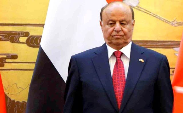 هادي يعلن استعداده لوقف الحرب باليمن والتوصل لسلام شامل مع الحوثيين