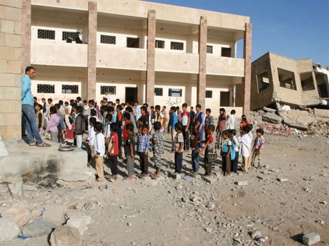 تحقيق يكشف كيف أصبحت مدارس اليمن وأحلام طلابه بمرمى النيران