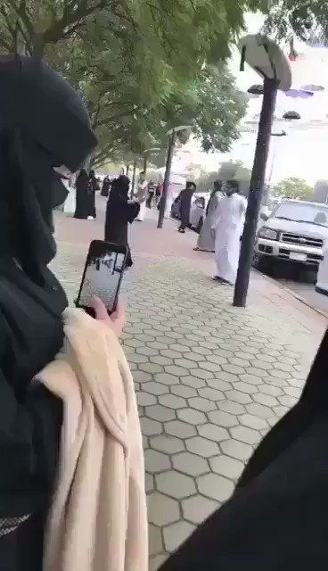 CNN:جدل واسع بالسعودية بعد ظهور فتاة ترقص مع شاب بشارع في أبها