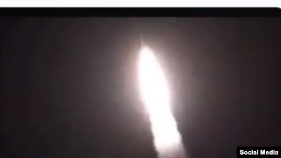 رويترز:صواريخ إيرانية تهاجم قواعد أمريكية وسط تحليق للطائرات فوق سوريا والعراق 
