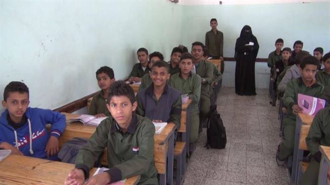 الجزيرة:ماذا يريد الحوثيون من التحريف وغسل عقول طلاب اليمن(صور)