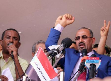 رئيس الانتقالي الجنوبي يعلن التوافق النهائي على قائمة حكومة الكفاءات اليمنية القادمة