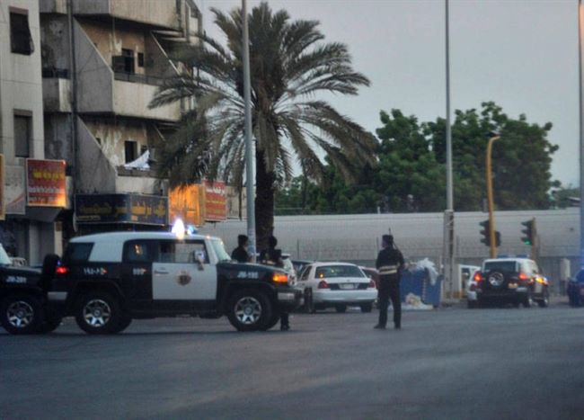 الداخلية السعودية تعلن مقتل جندي من حرس الحدود وإصابة آخر بالقطيف