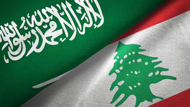 السفارة السعودية ببيروت تدعو رعاياها مغادرة لبنان فورا