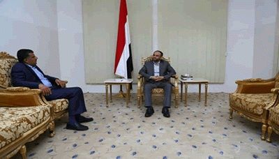 قرارات تعيين جمهورية جديدة لحكومة الحوثيين بيتها وزراء