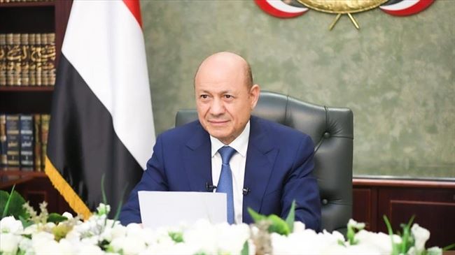رئيس مجلس القيادة الرئاسي يؤكد بأن بقاء التحالف العربي في اليمن صمام امان للبلد