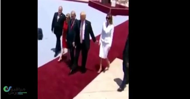 لماذا رفضت زوجة الرئيس الأمريكى الإمساك بيده فور وصولهما إسرائيل