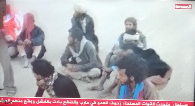 الحوثيون يعلنون تصديهم لزحفين واسعين وتأمين سيطرتهم على معسكر استراتيجي