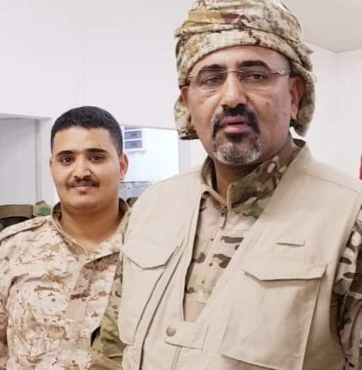وكالة رسمية تكشف عن تعزية الرئيس اليمني لرئيس الانتقالي الجنوبي 