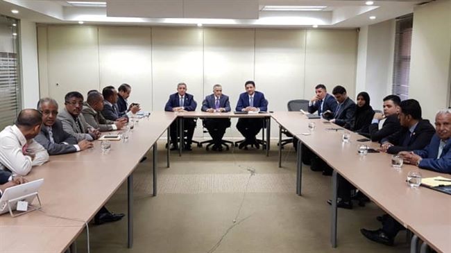تفاصيل اجتماع للبنك المركزي ومؤسسة التمويل الدولية لانعاش التجارة اليمنية